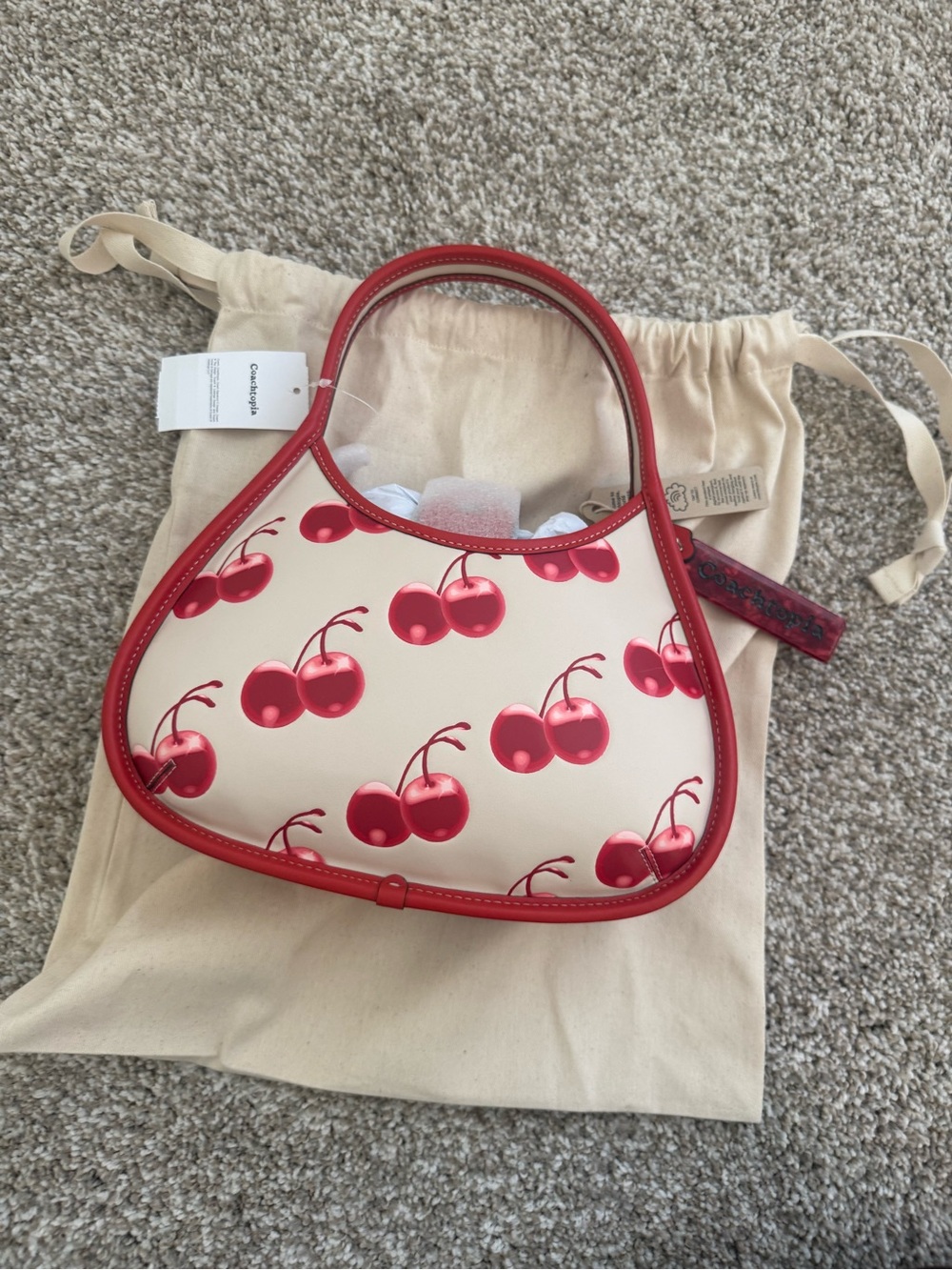 Coach Cream Shoulder Bag with Red Cherry Print - Picture 3 of 7